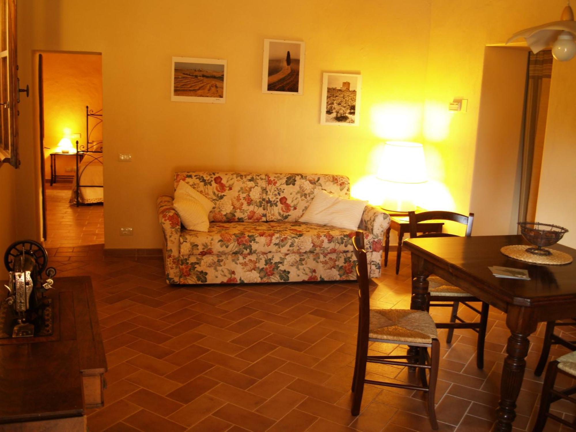 מונטרוני ד'ארביה Agriturismo La Roverella מראה חיצוני תמונה