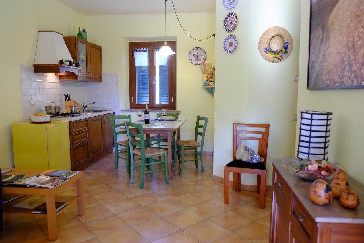 מונטרוני ד'ארביה Agriturismo La Roverella מראה חיצוני תמונה