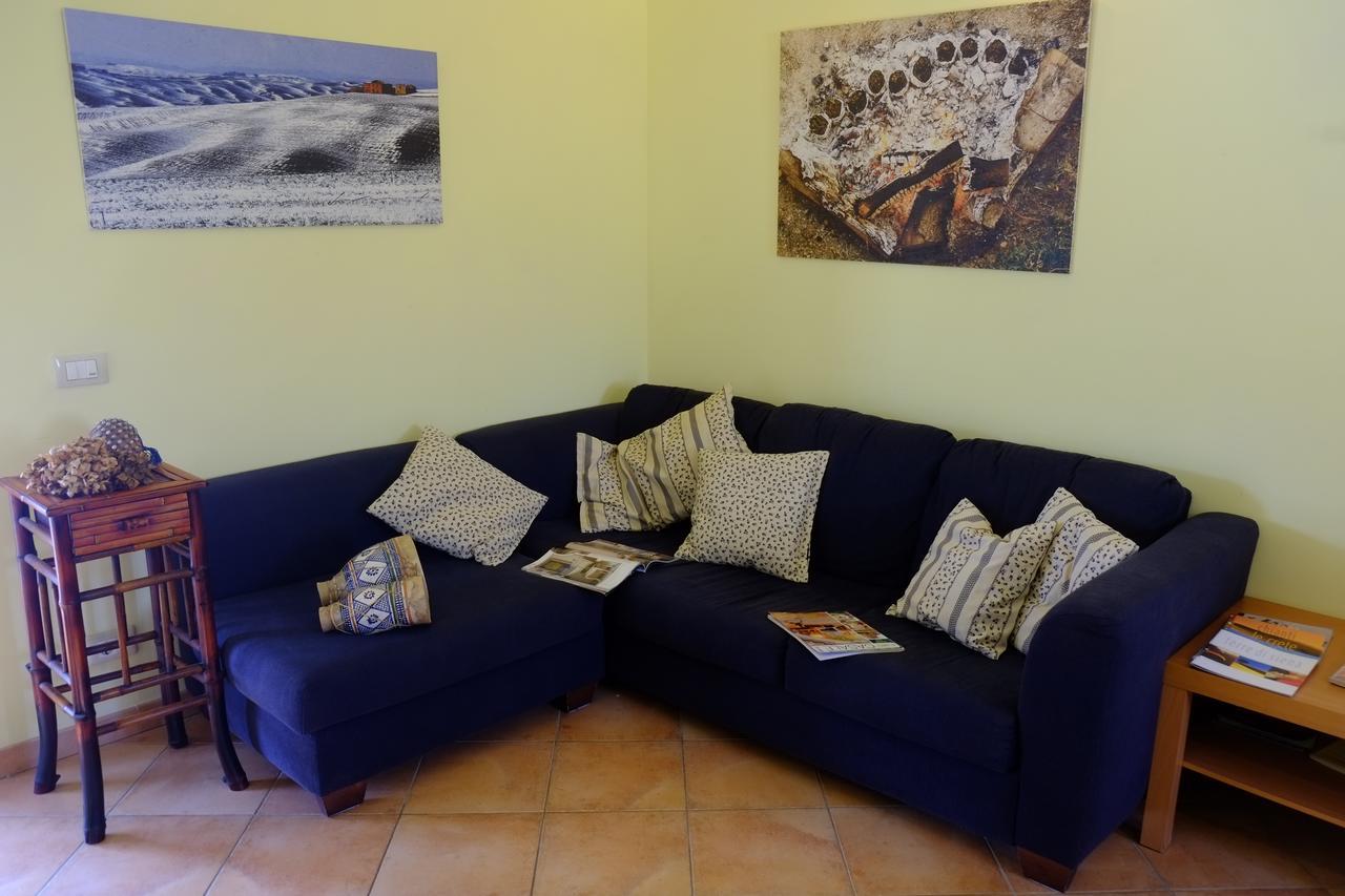 מונטרוני ד'ארביה Agriturismo La Roverella מראה חיצוני תמונה