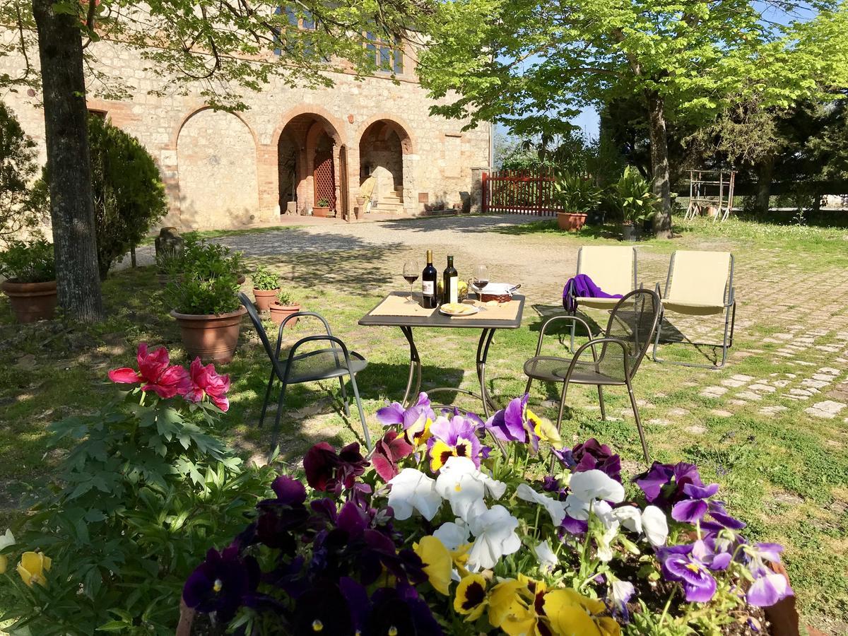 מונטרוני ד'ארביה Agriturismo La Roverella מראה חיצוני תמונה
